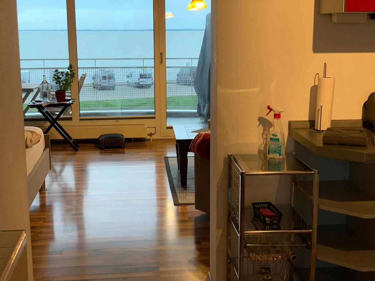 Studio Mit Meerblick Und Grosser Loggia - Direktzugang Zur Nordsee Wilhelmshaven Exterior photo